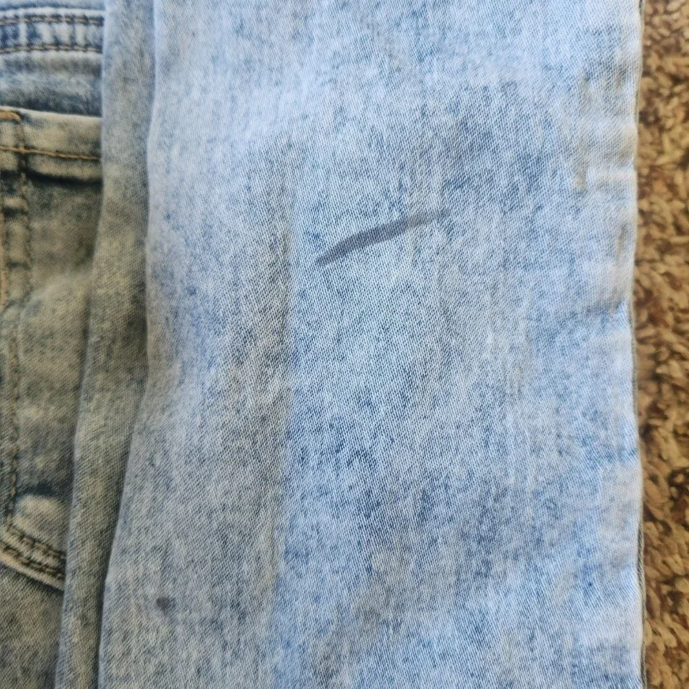 Girls size 7 So Jeans